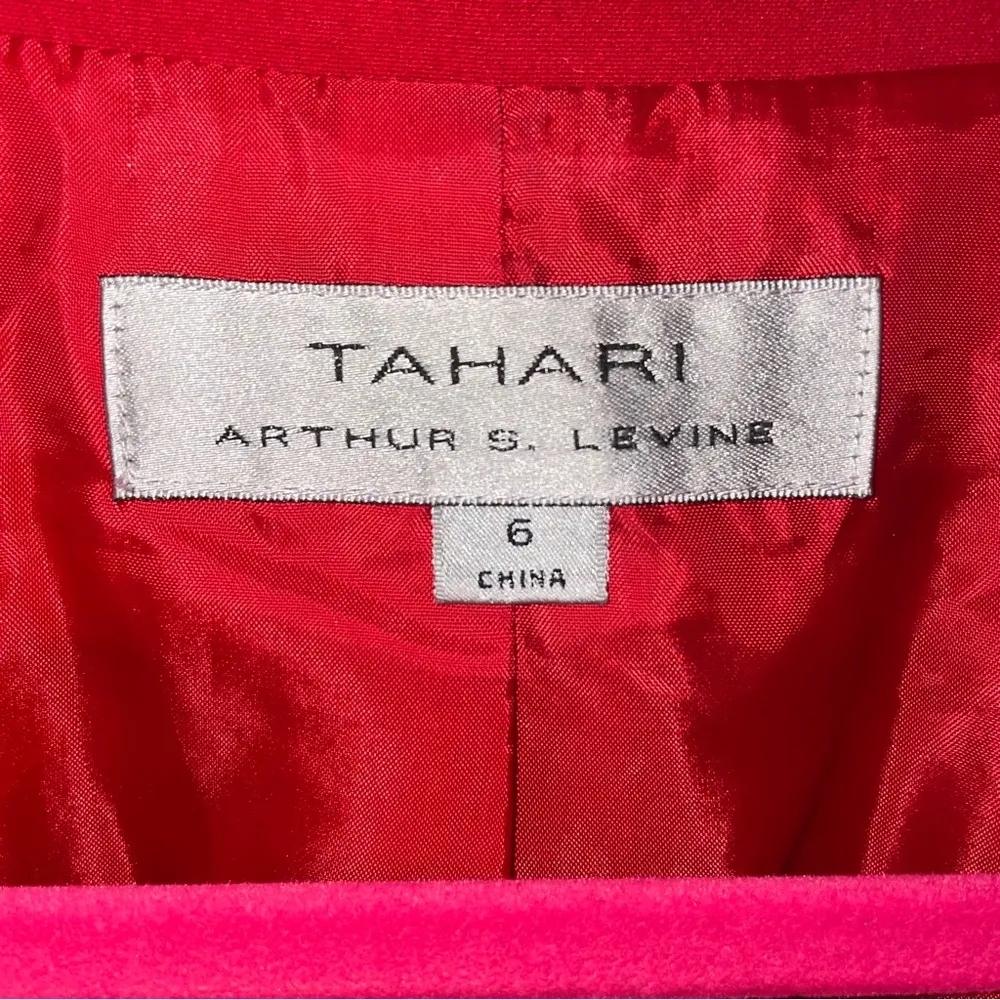 Tahari Size 6 Blazer Red Button Collar Suit Jacket - Image 4