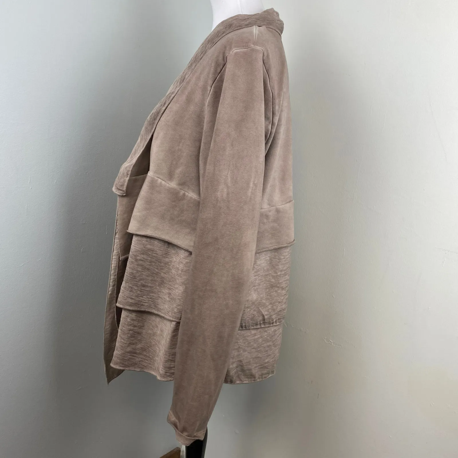 Whisper & Glow Blush Lightweight Layered Ruffled Open Cardigan Large Whimsical Tan - Image 5