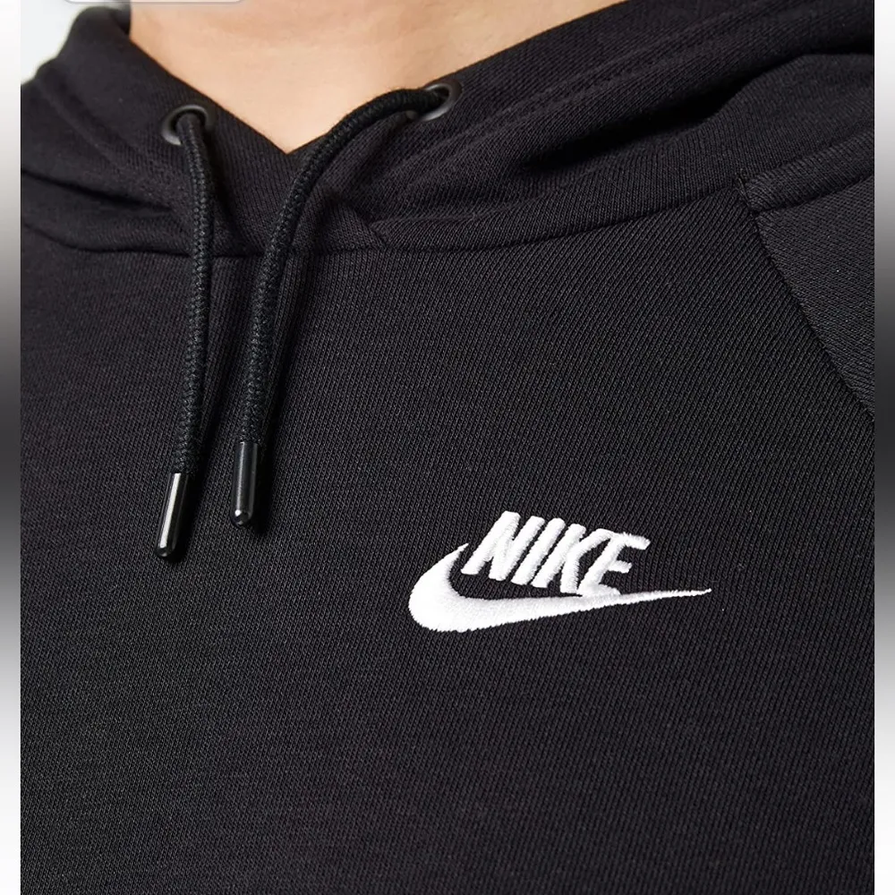 Vintage Nike
Logo Sportswear Essential - Image 3