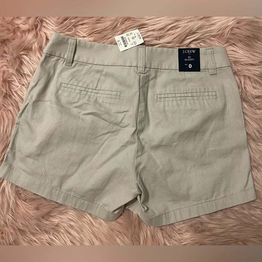 J.CREW 3.5" Classic Chino Short Women's Size 0 Cotton  Light gray  H5616 - Image 2