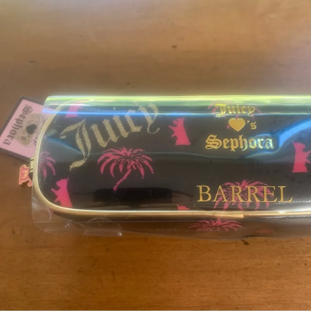 Juicy Loves Sephora Hot Pink and Black Barrel Cosmetic Pouch - Image 3