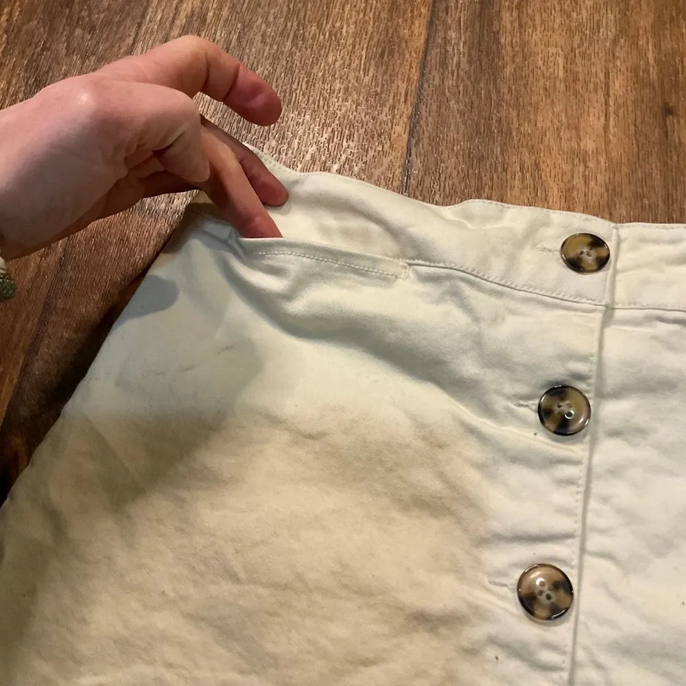 Mi‎ Ami Skirt Size Medium Scallop Hem Button Front Cream Francescas Tan - Image 2
