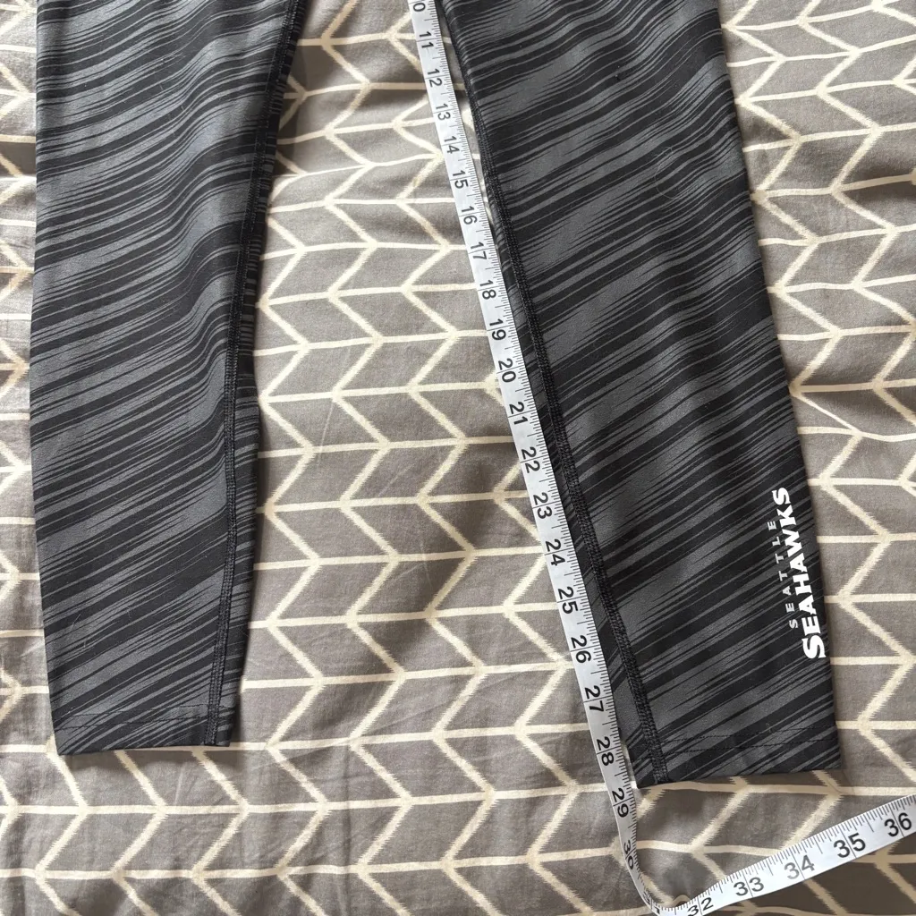 Seahawks Leggings Women’s Large Nike NFL Team Apparel Gray & Black Seattle - Image 11