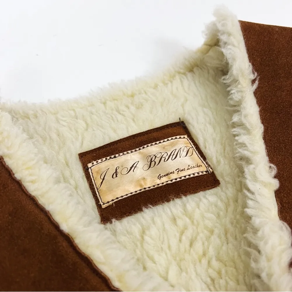 Vintage Faux - Image 12