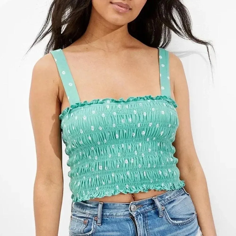 American Eagle Cropped Smocked Tank Top Size Medium - Image 7