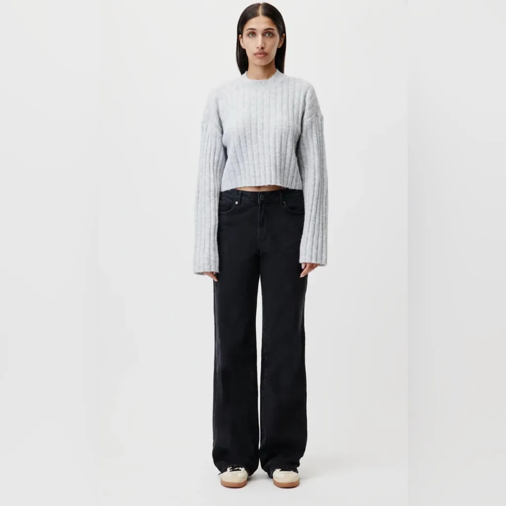 American Eagle Ribbed Knit Cropped Sweater Gray XS  Long Sleeve Crewneck Ribbed - Image 4