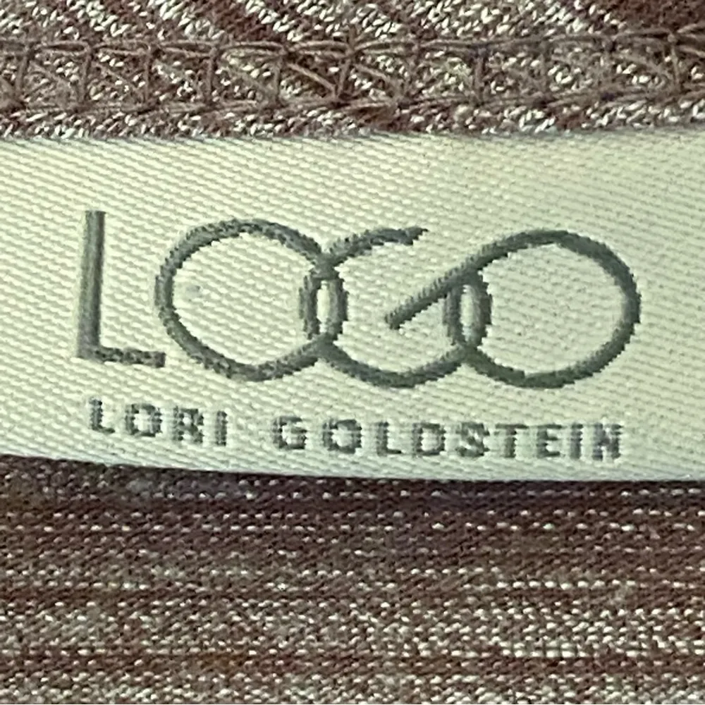 LOGO by Lori Goldstein mauve “Space Dye Tank with Cropped Lace”. Size Small. EUC - Image 8