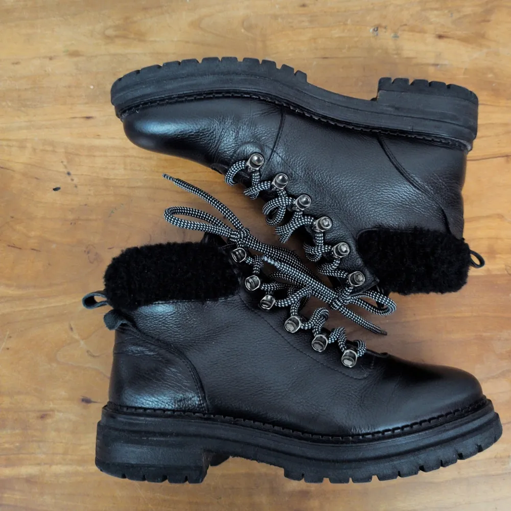 M. Gemi Italian Made Black Leather with Shearling cuff Alpine Fashion Boots 40 Size 9 - Image 4