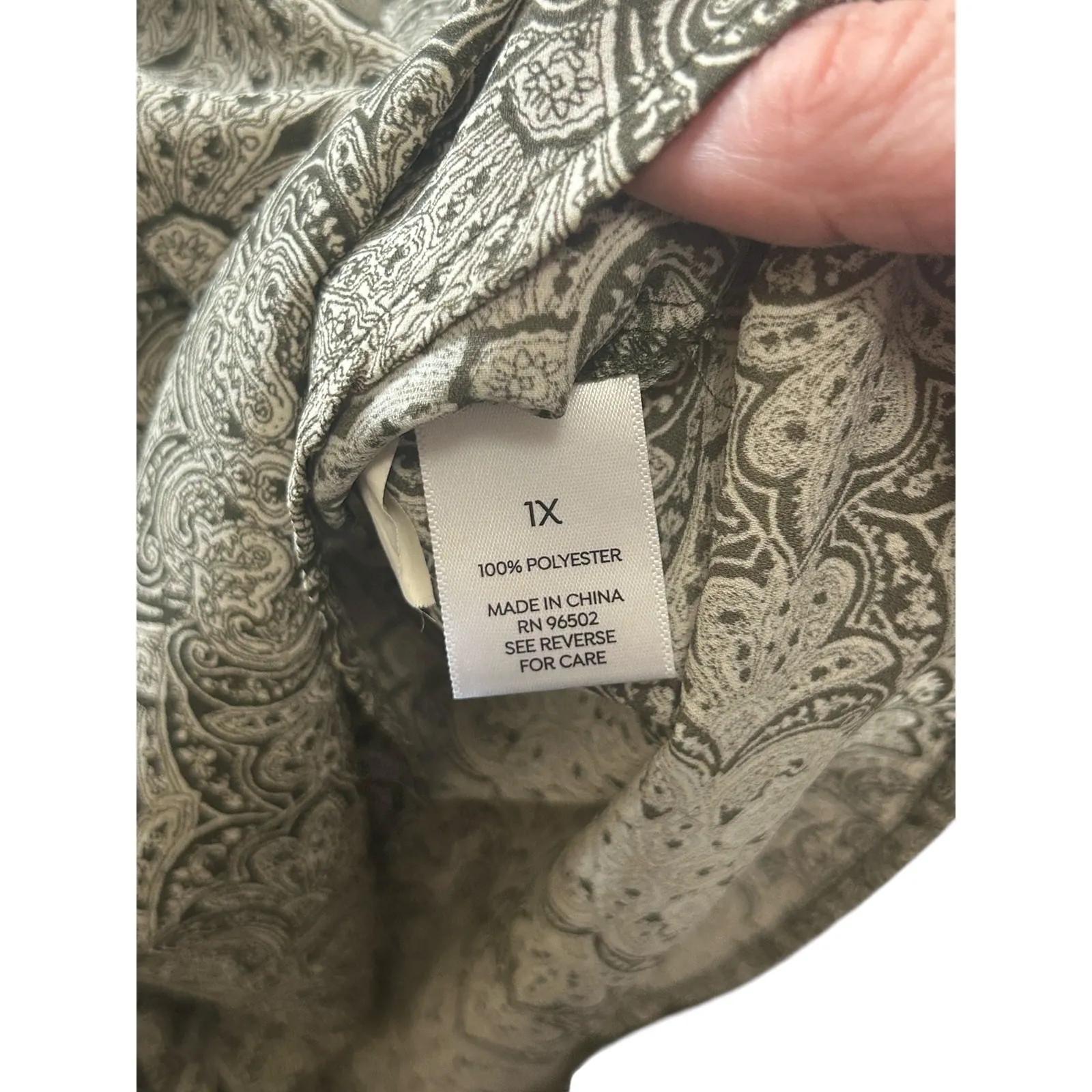 Westport paisley print long sleeve polyester buttom down blouse size 1X‎ - Image 5