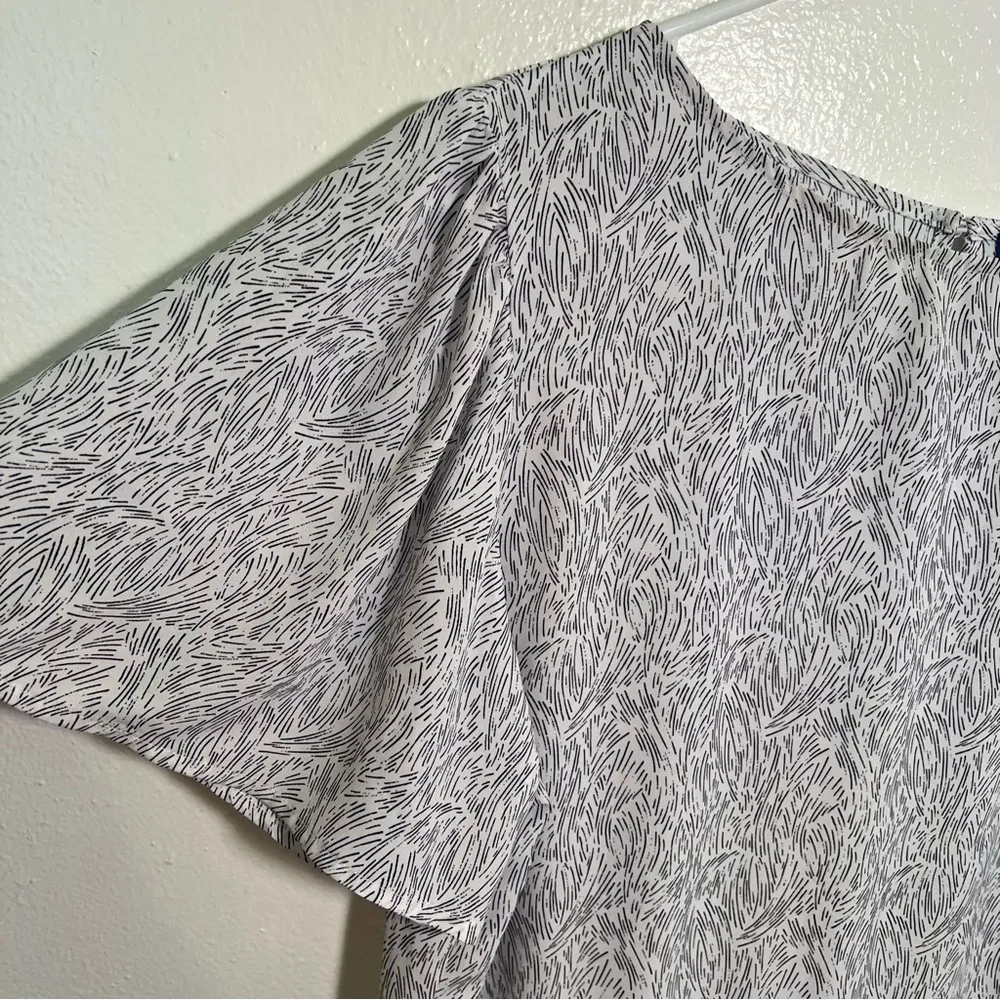 Apt. 9 Ruffle Peplum Top Vintage Waves White Black XL - Image 6