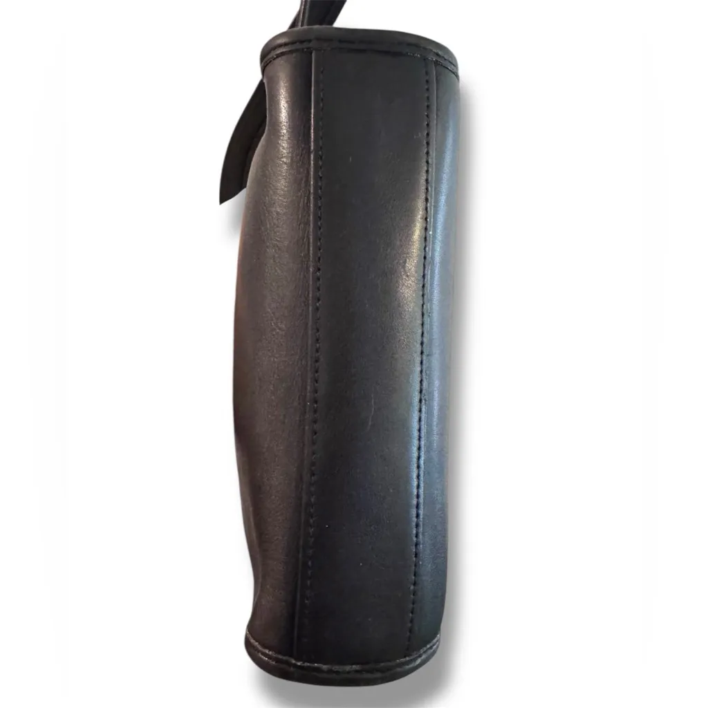 Vintage Coach Legacy Small Zip Black Leather Crossbody - Image 10