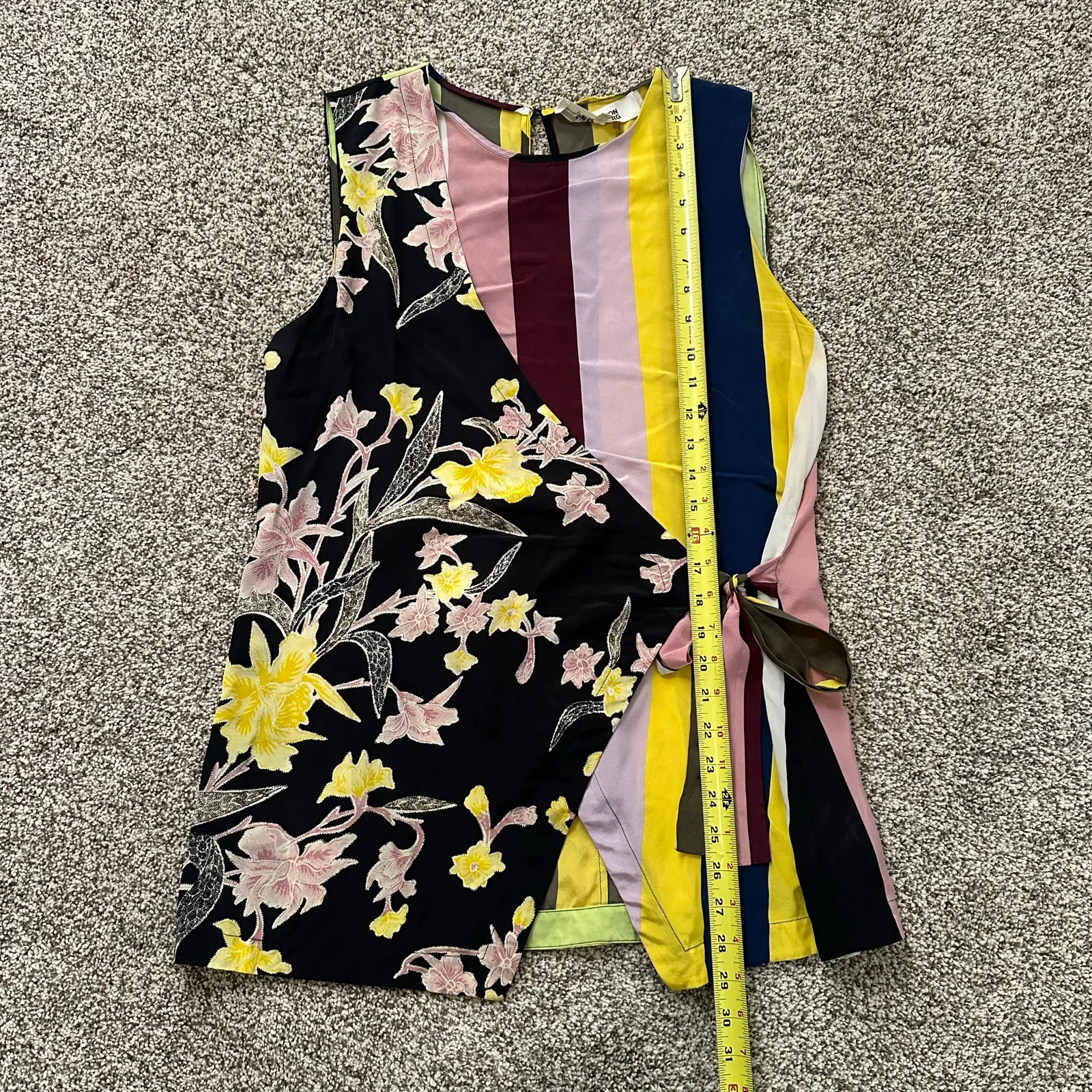 Diane Von Furstenberg multicolor striped silk wrap sleeveless top size M - Image 8