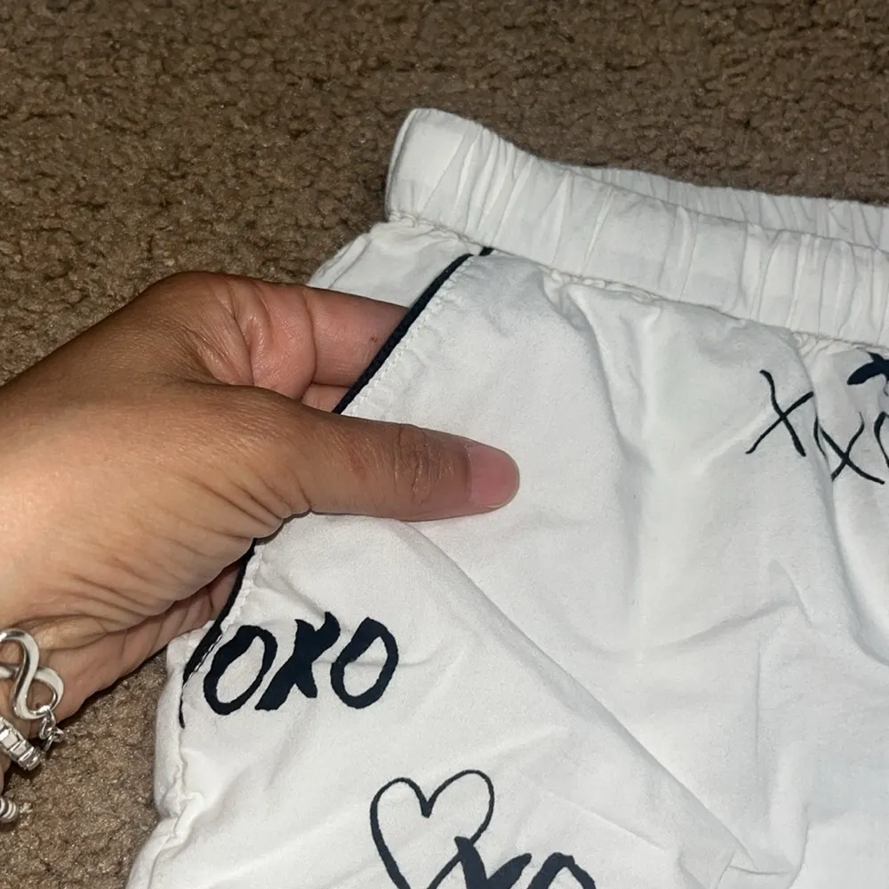 Printfresh x The Mom Edit TME Short Sleeve Pajama Sleep Set Hugs & Kisses Large - Image 9