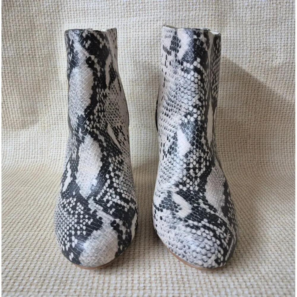 Madden Girl Women Ankle Boots Block Heel Snake Skin Print Zips 7M Cream Gray - Image 2