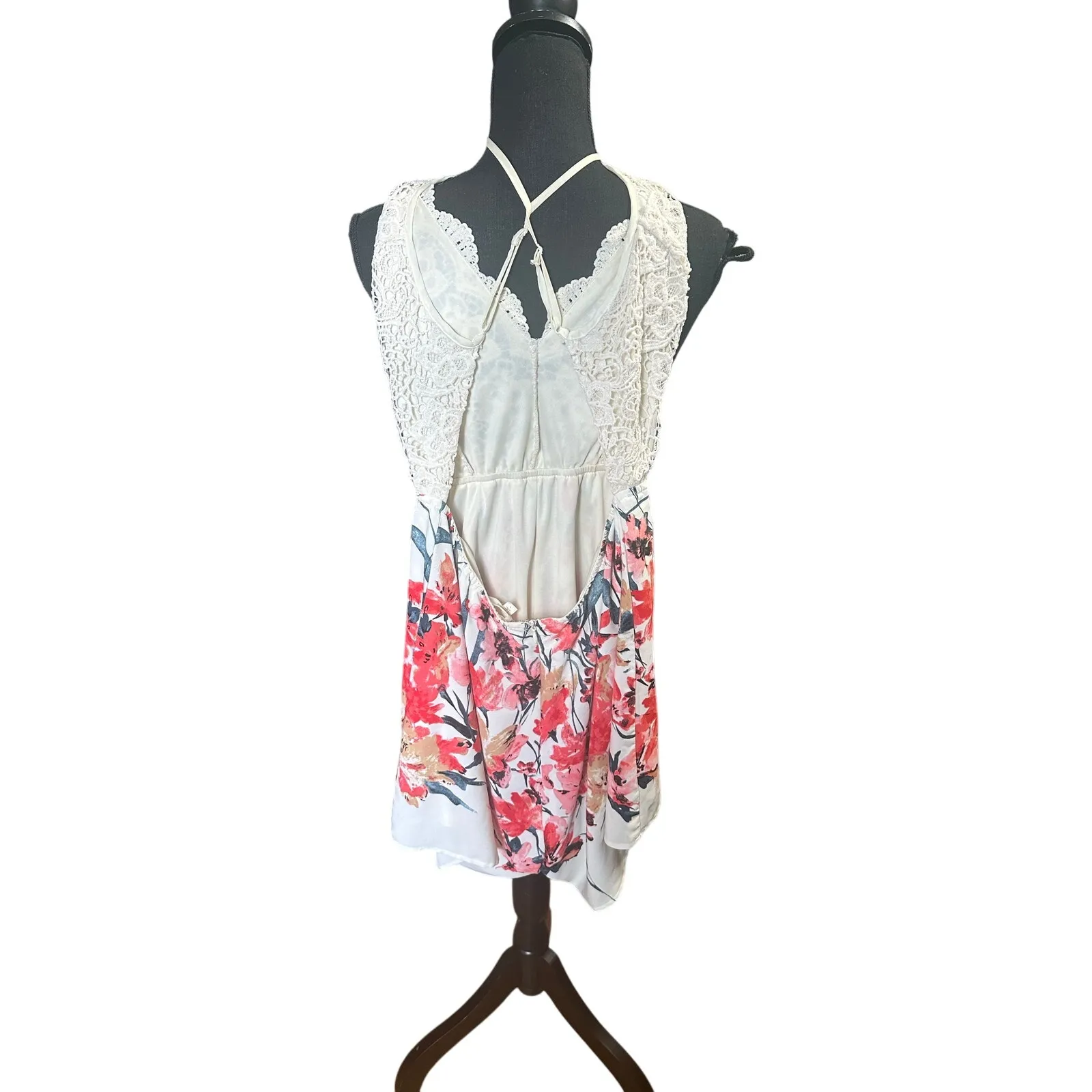 Illa Illa  Floral White Lace Romper – Women’s L – Boho Chic Summer Style - Image 2