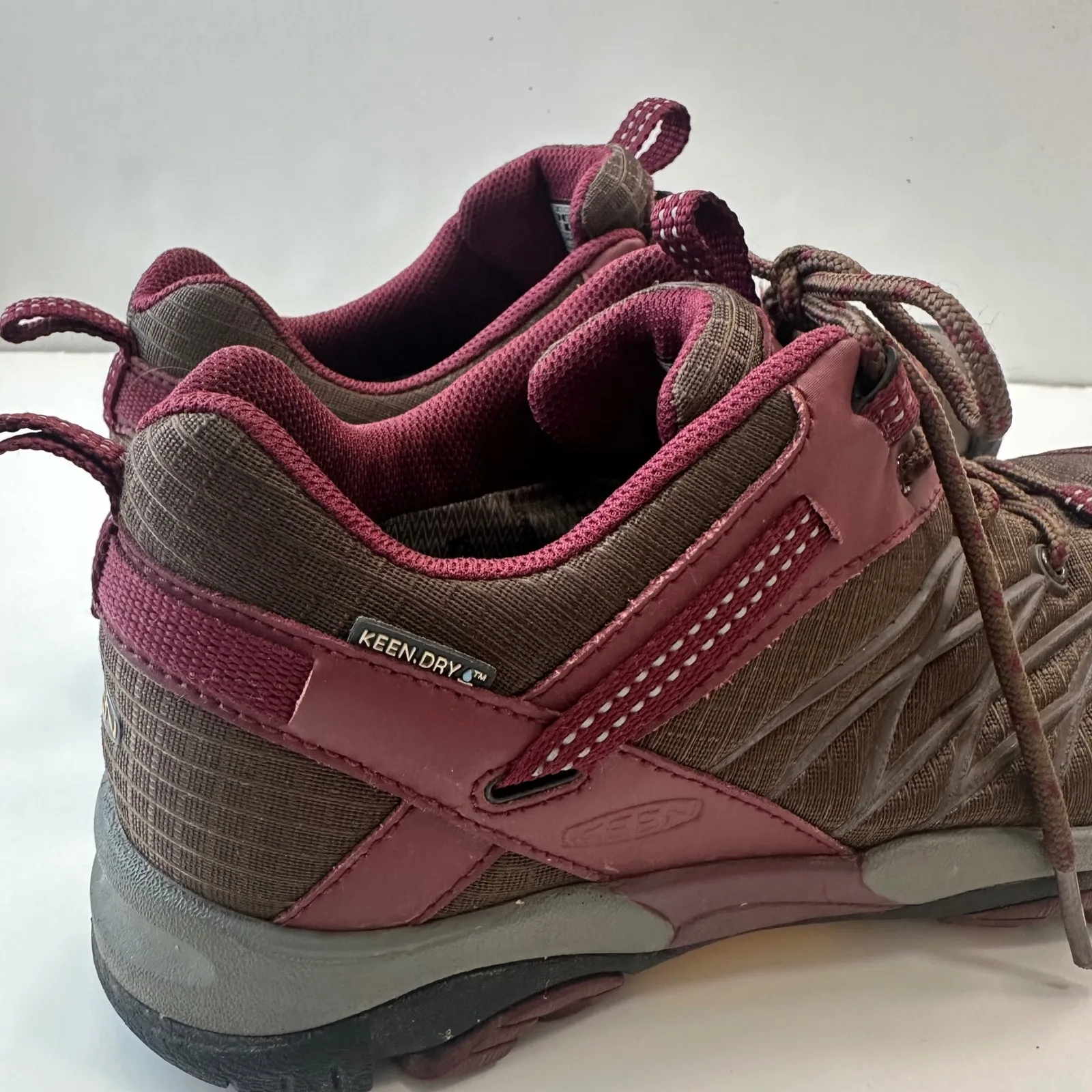 Keen Waterproof Hiking Trail Shoes Low Top Brown Burgundy Women's Size‎ 9 - Image 9