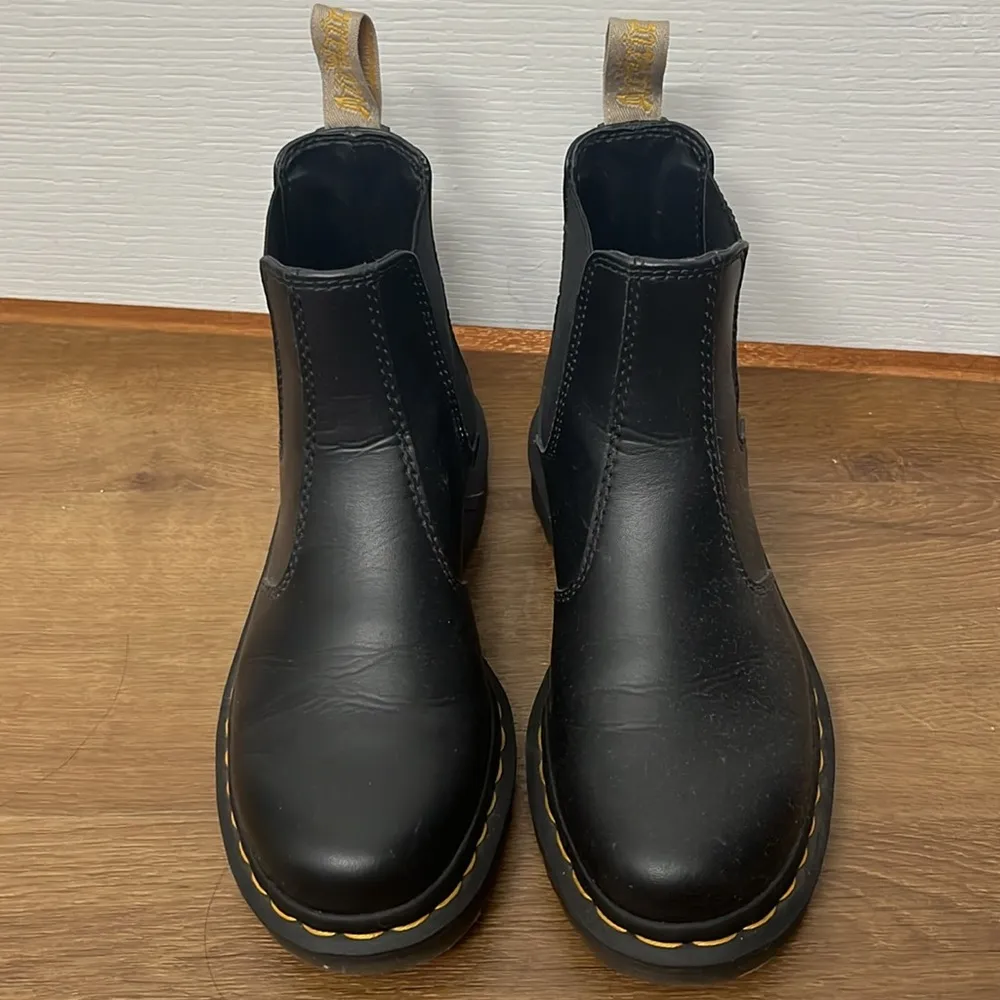 Dr Martens Vegan Felix Chelsea Doc Martens | Gently worn | - Image 3