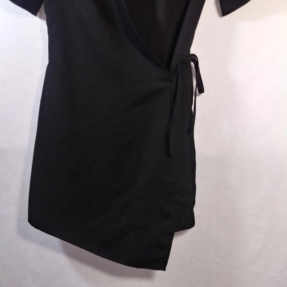 BCNU Black Wrap Style Romper Contemporary Classic Size Small - Image 3