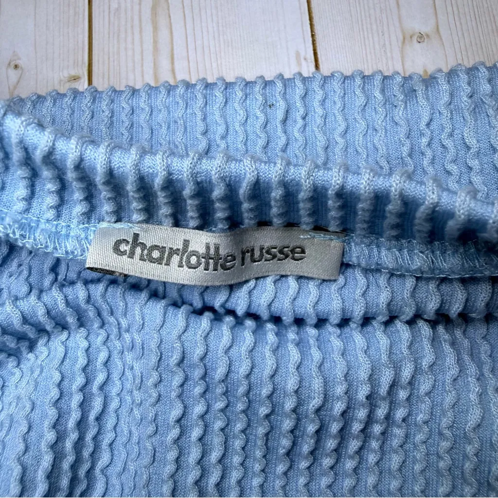 Charlotte Russe Sky Blue Crop Top - Image 3