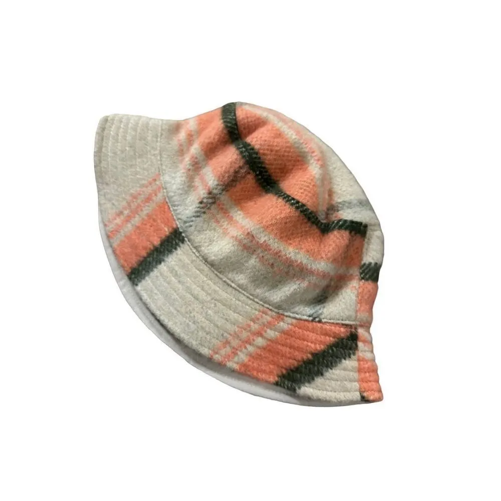 NEW Steve Madden Women's Logo Plate Brushed Plaid Bucket Hat - Image 2