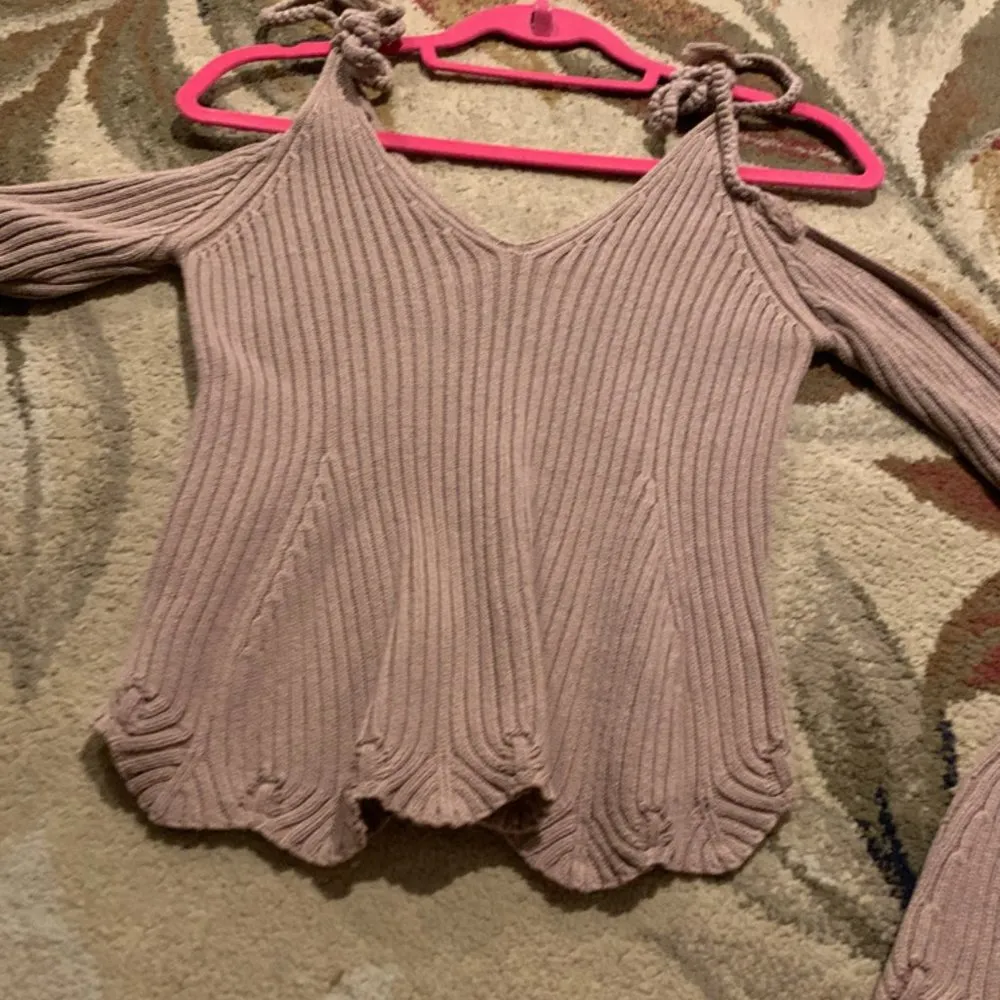 PacSun  LA hearts sweater xs - Image 3