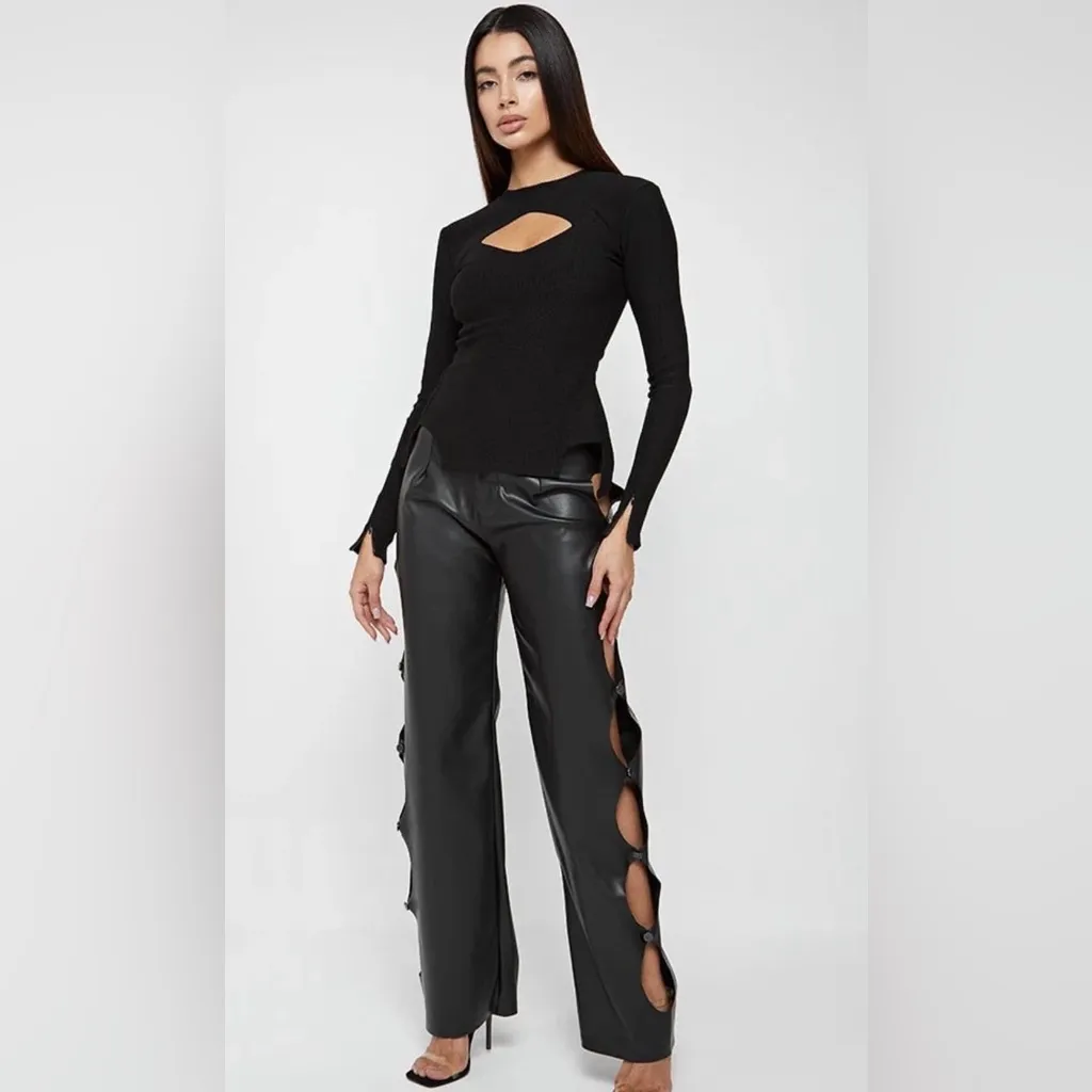 MANIÈRE DE VOIR BLACK RIBBED CUT OUT LACE UP TOP - Image 3