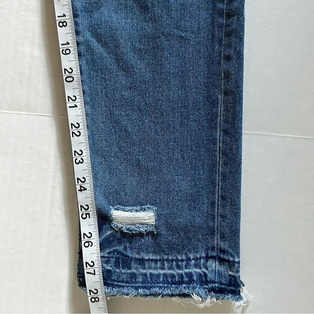 American Eagle tomgirl jeans size 2 distressed patch - Image 16