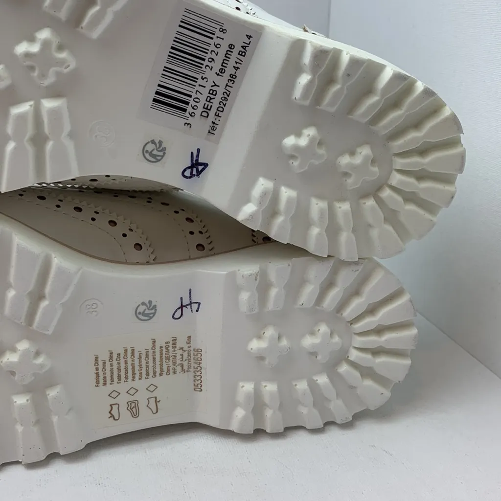 Catisa Vintage Cream and light brogues with silver and pink rhinestones Size 7.5 White - Image 11