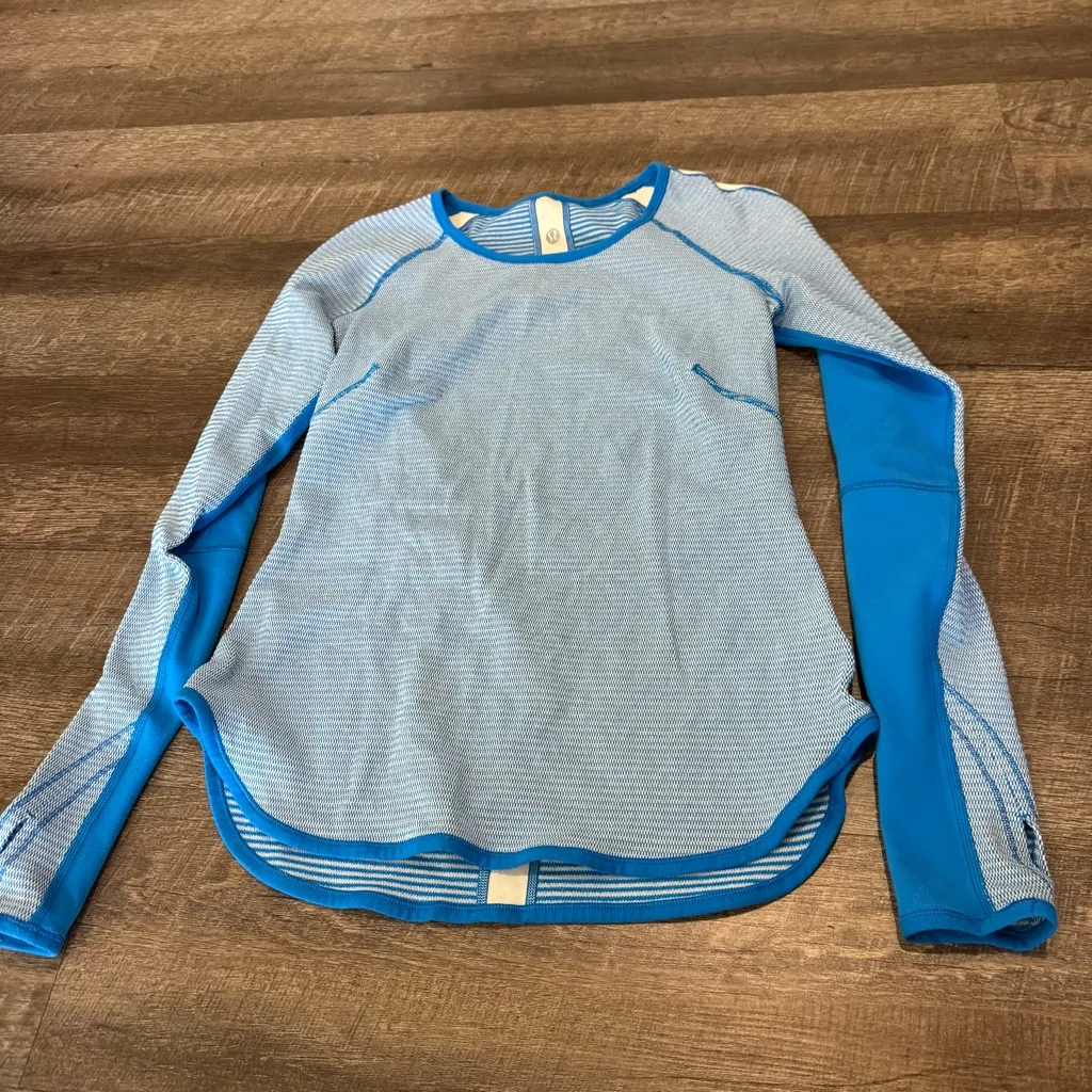 Lululemon Reversible Blue Striped Runder Under Long Sleeve - Image 11