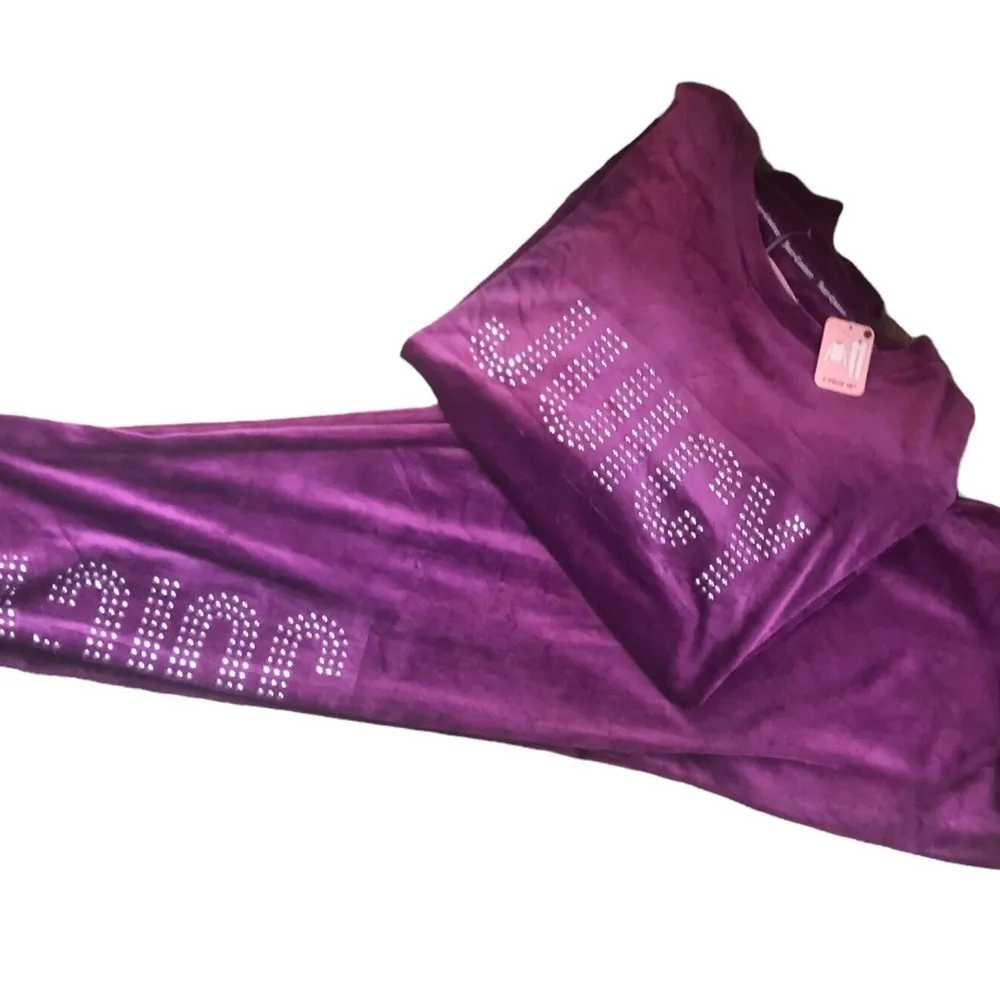 Soft Velvet Bling Top & Jogger Lounge Set Sz L Purple Embellished - Image 7