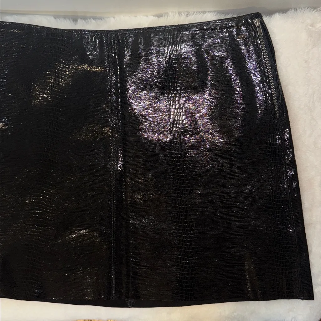 DKNY Jeans Leather Mini Skirt Black Embossed Croc Print Women’s Juniors 5 - Image 2