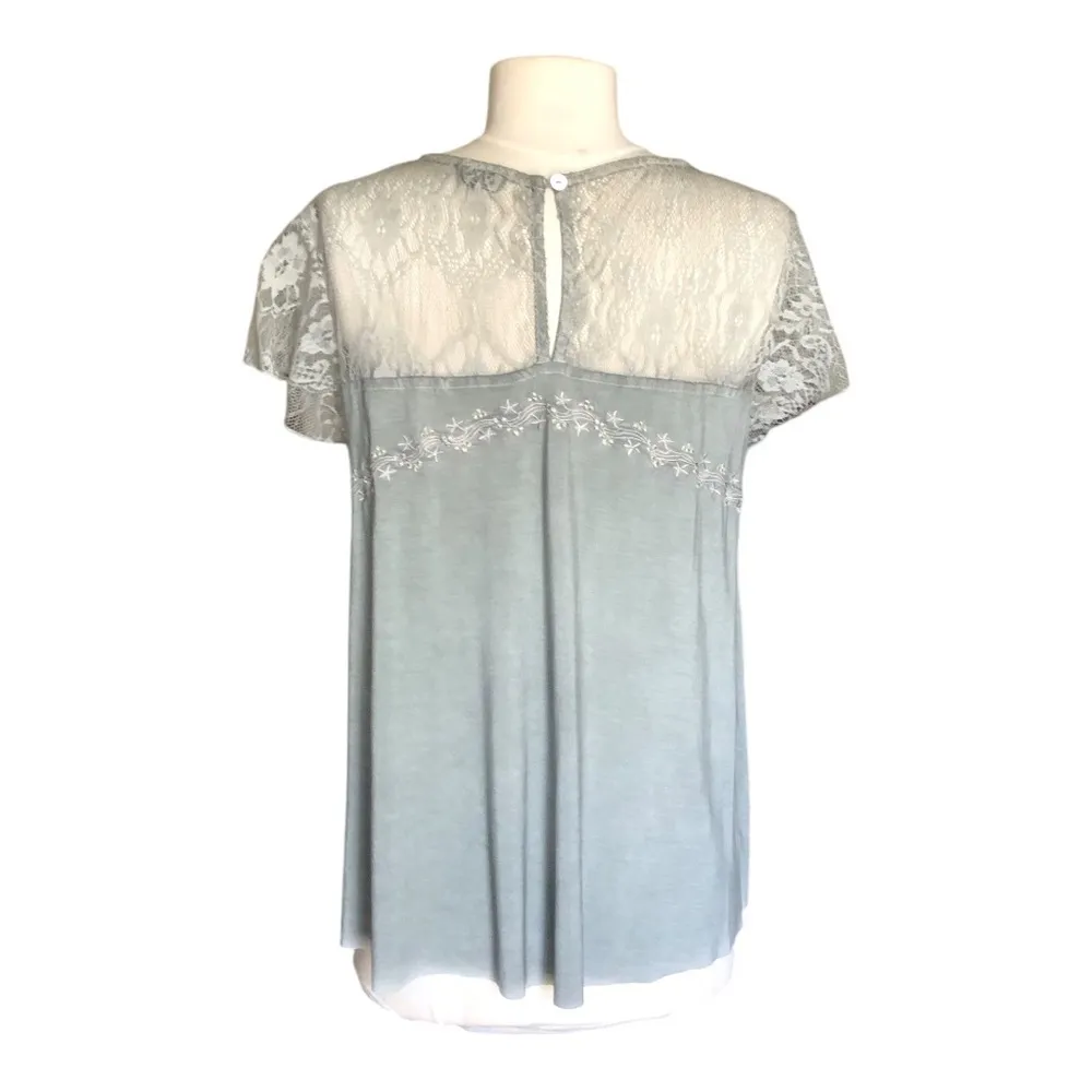 POL Olive Green Crochet Lace Sleeves Neckline Shoulders Tee Boho Chic Small NWOT - Image 4