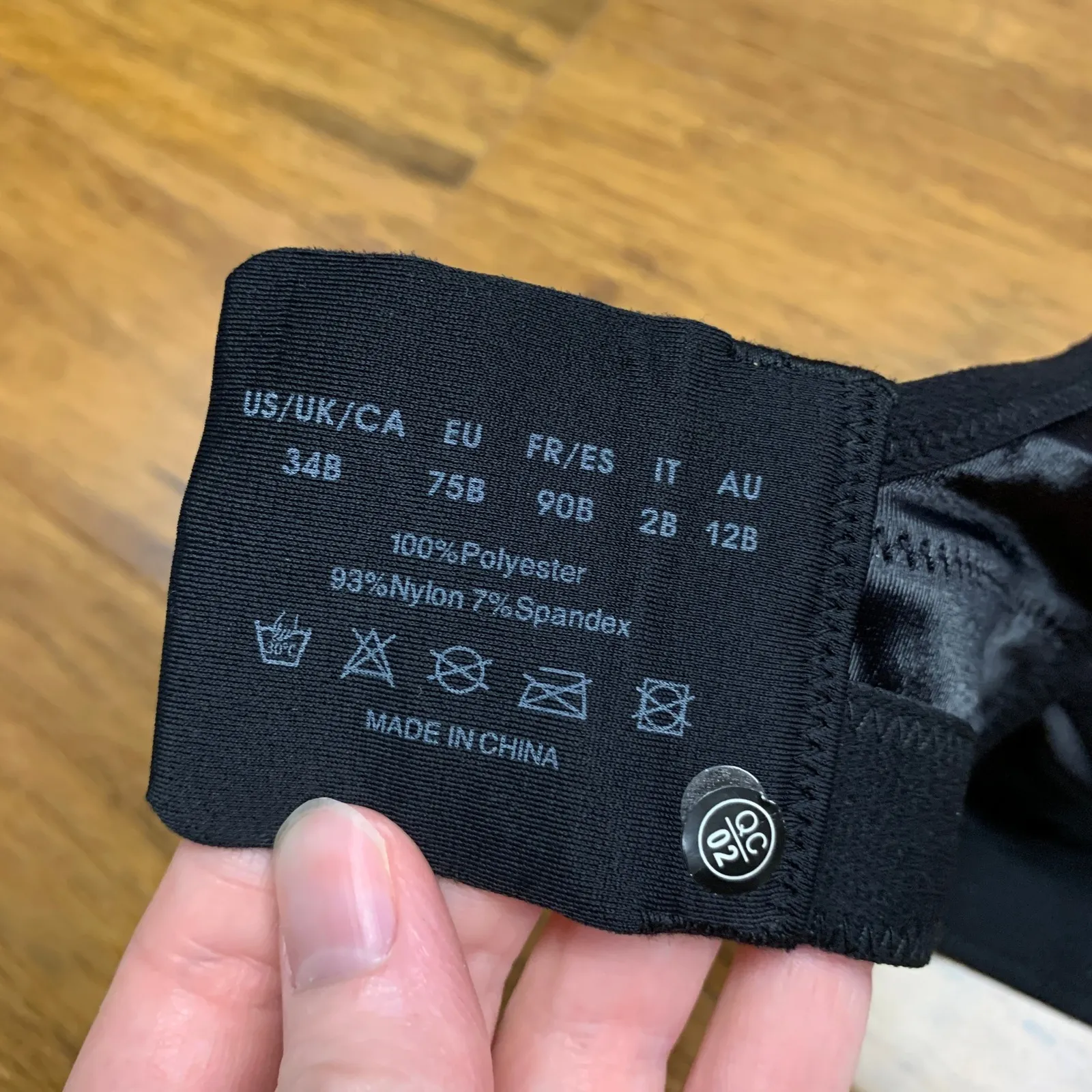 Wingslove Black Adjustable Strap High Impact Sports Bra Size 34B Wireless NWT Size undefined - Image 4