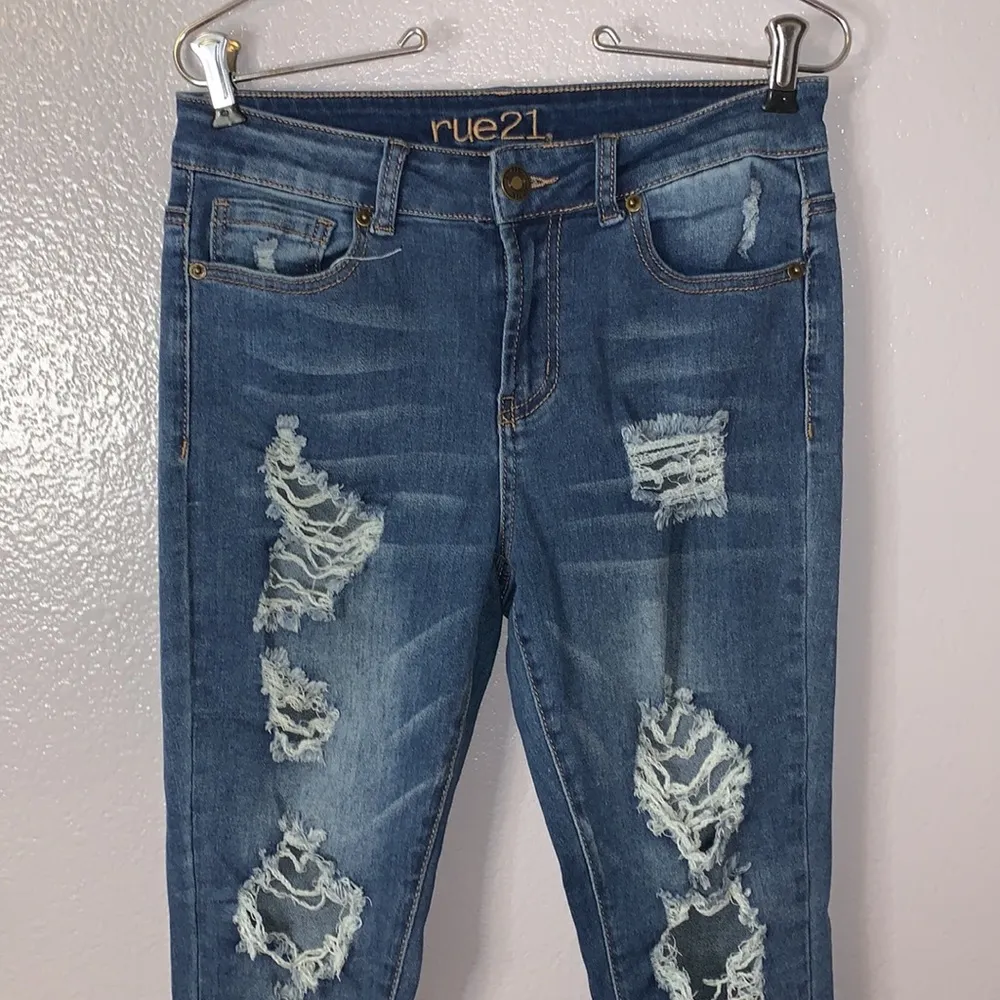 Rue 21  distressed high rise skinny Jegging jeans - Image 2