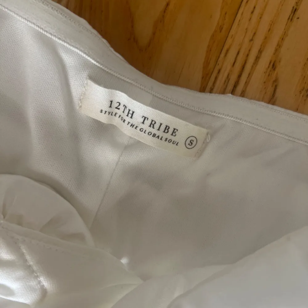 Keira White Rosette Bandeau Top - Image 4