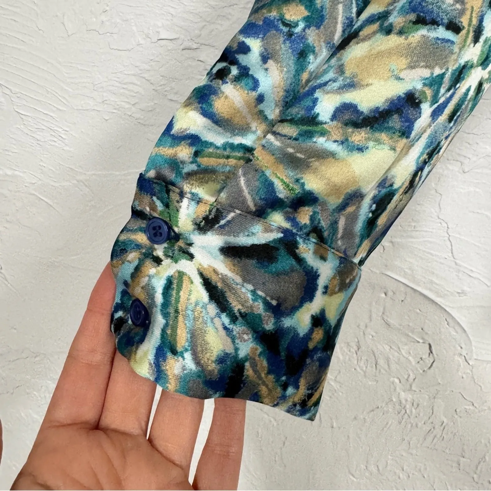 Bailey 44 Green Blue Starburst Print Wrap Blouse Women’s L Luxury Satin Shirt - Image 2