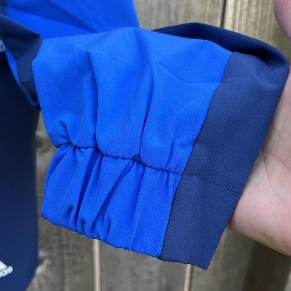 Like new Adidas lightweight zip front jacket - Image 6