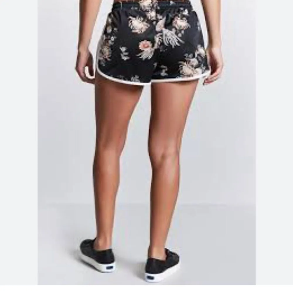 Forever 21 short shorts floral black brown and white size small - Image 4