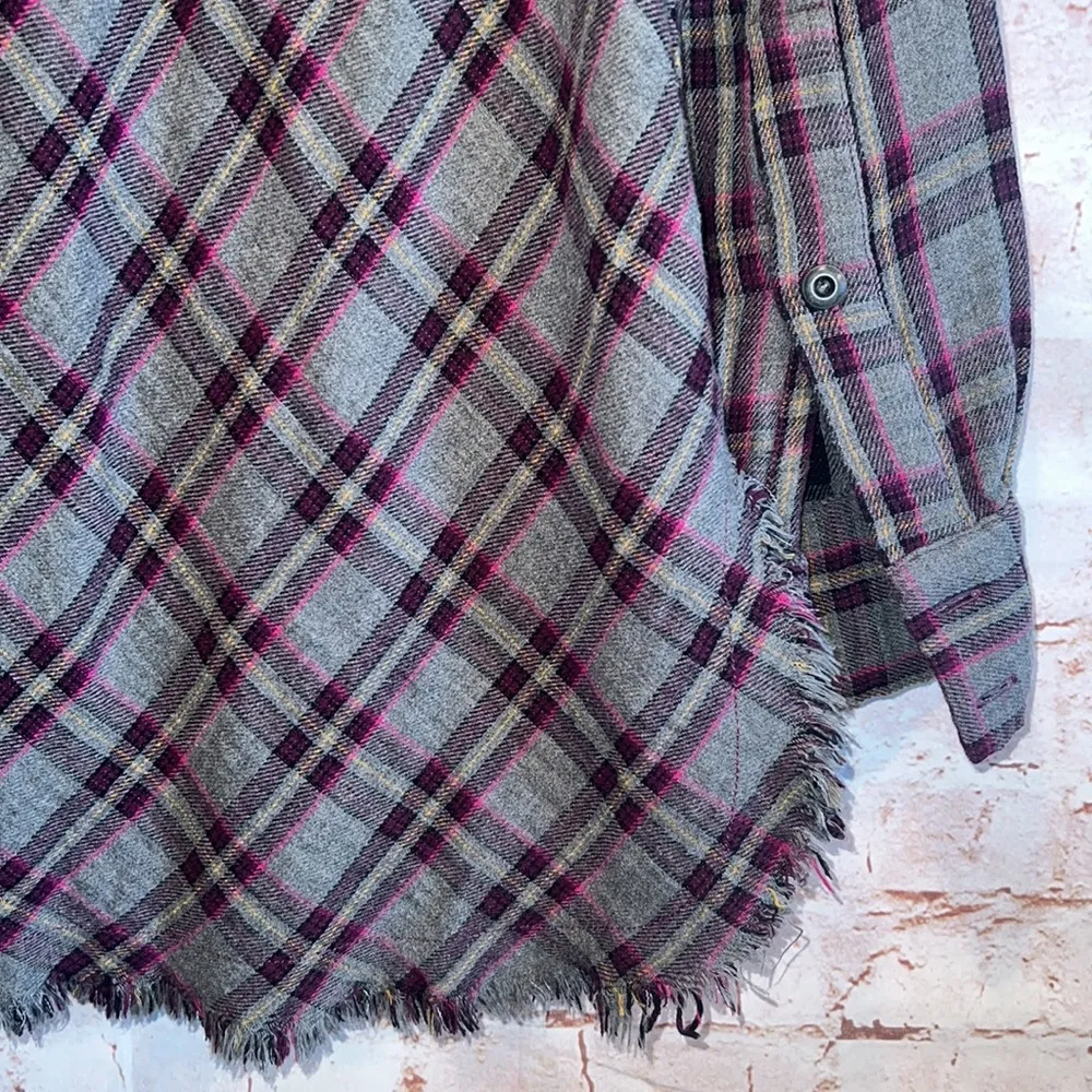 Cabi highland flannel raw hemline #3946 Gray purple fray hem check plaid collar - Image 9