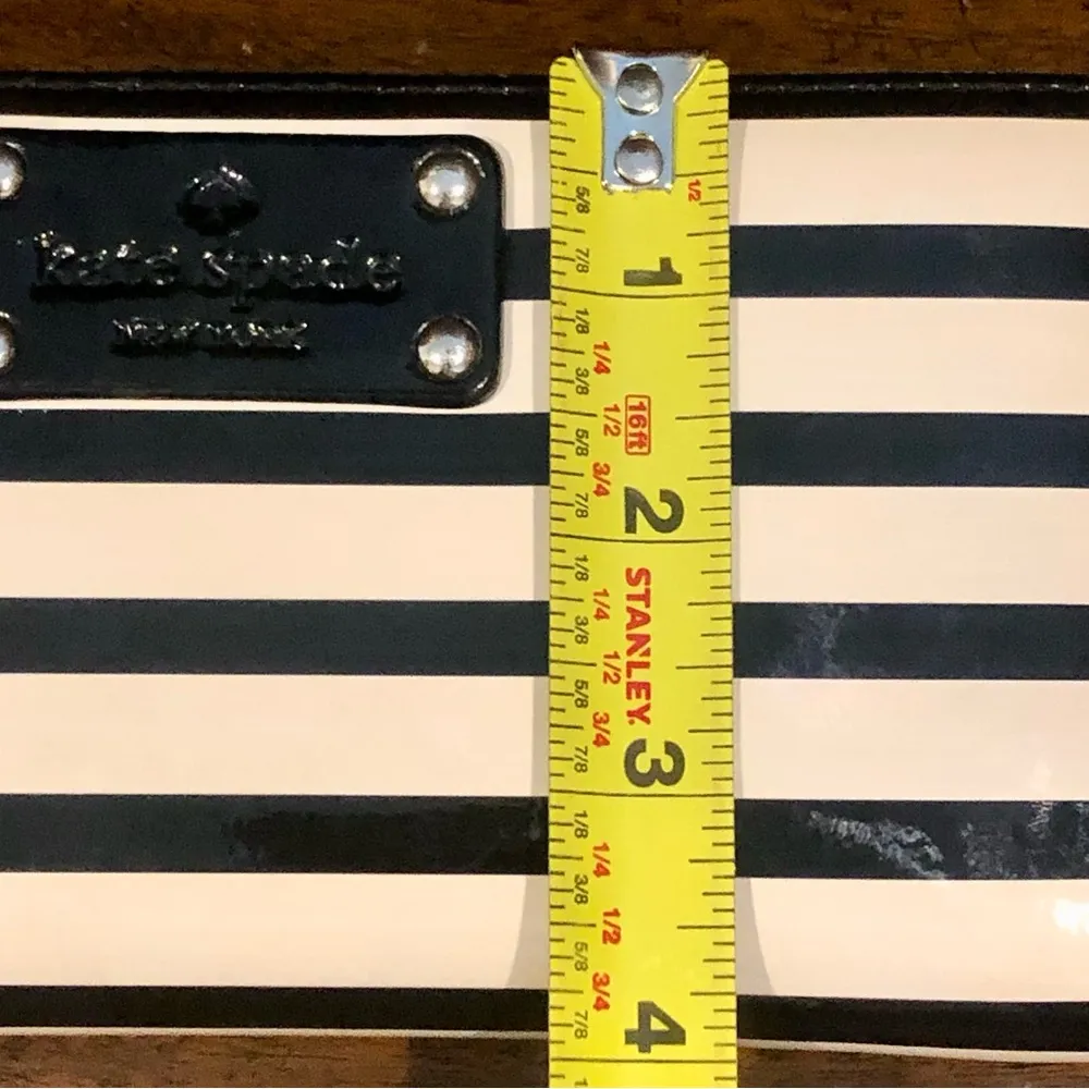 KATE SPADE Wellesley Rachelle Striped Patent Leather Full Zip Continental Wallet - Image 8