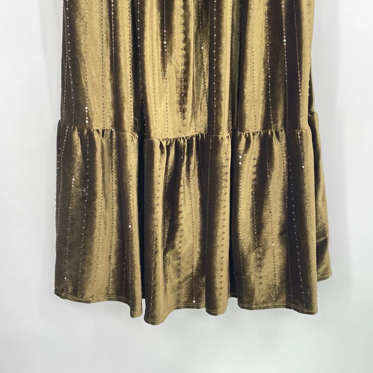 TAYLOR Women's Olive Green Velvet Sequin Tiered‎ Shirred Maxi Dress Size XS - Image 5