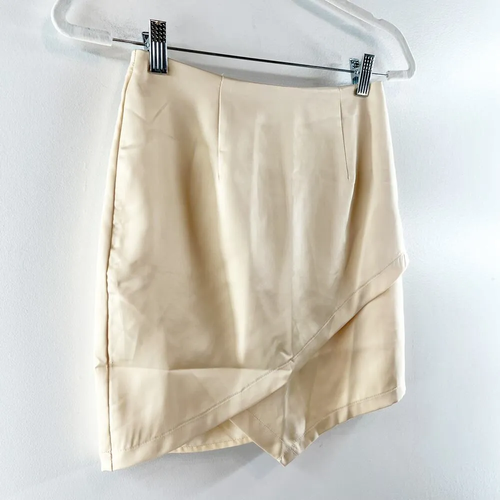 superdown Saira Satin High Waisted Surplice Hem Mini Skirt Nude XS - Image 5