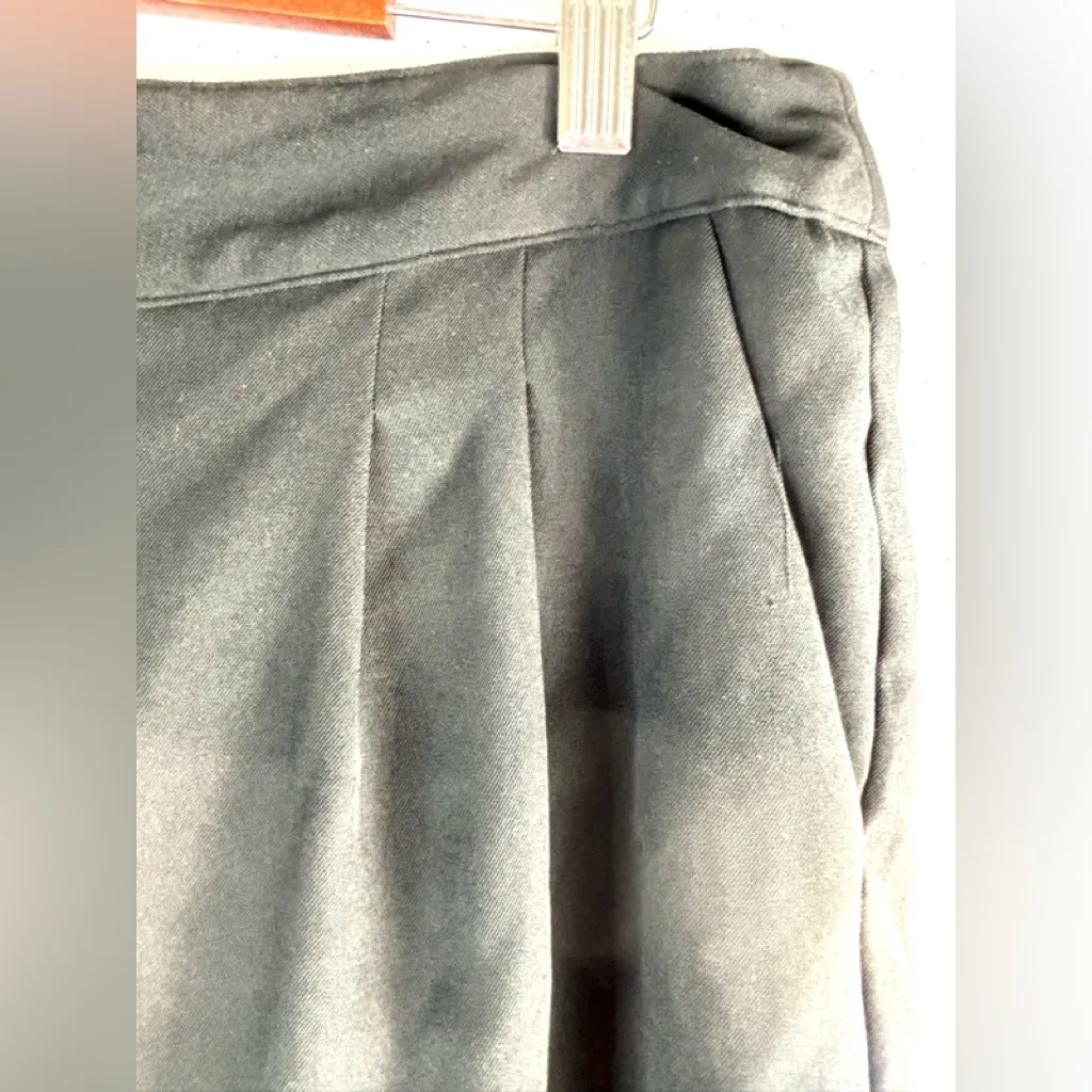 Future Collective Alamo Noelle 16 Classic Black Shorts - Image 4