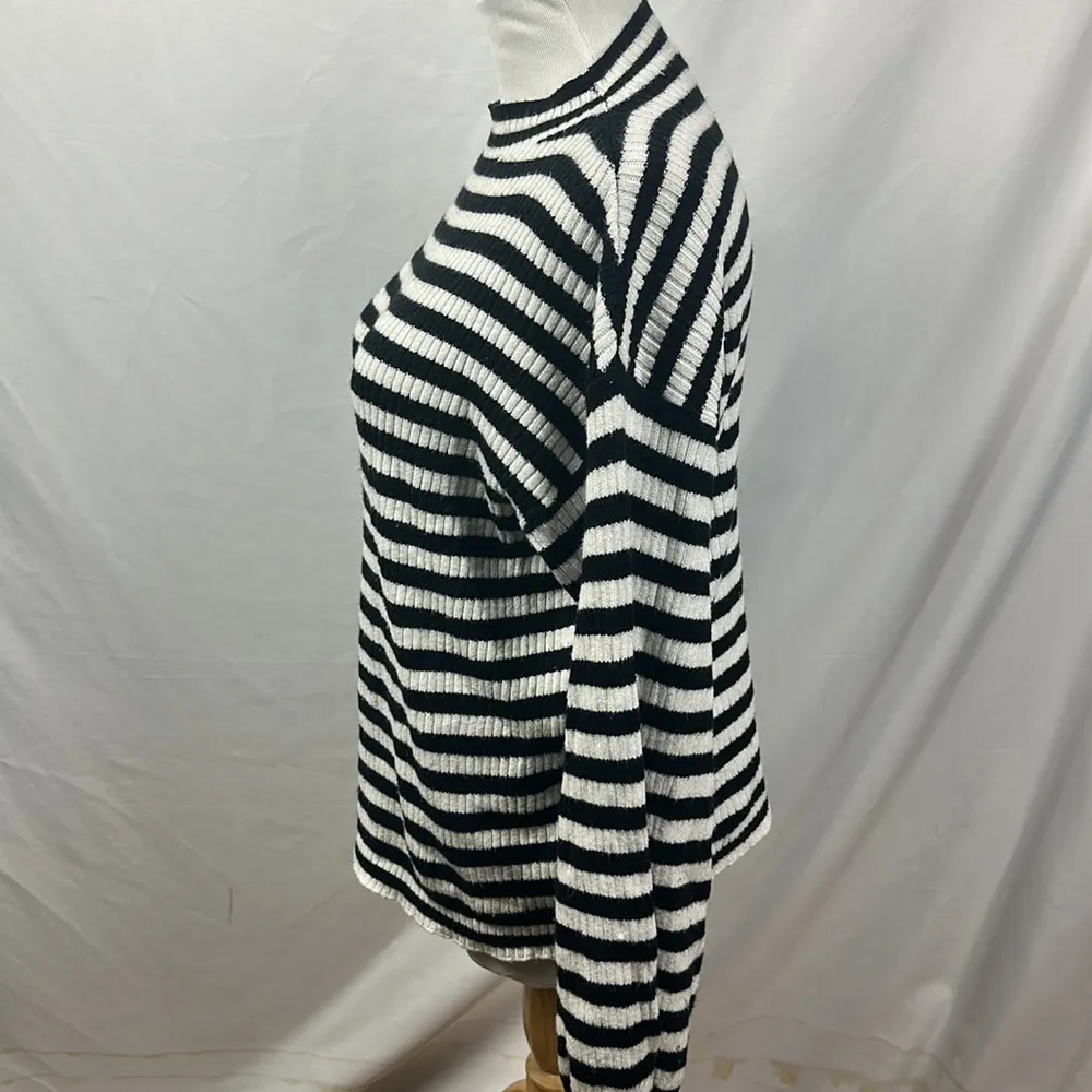 Anthropologie Sydney balloon sleeved sweater size small line & dot - Image 4