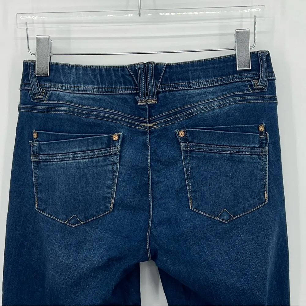 Democracy Ab solution distressed ankle cropped dark wash blue denim jeans - Image 5