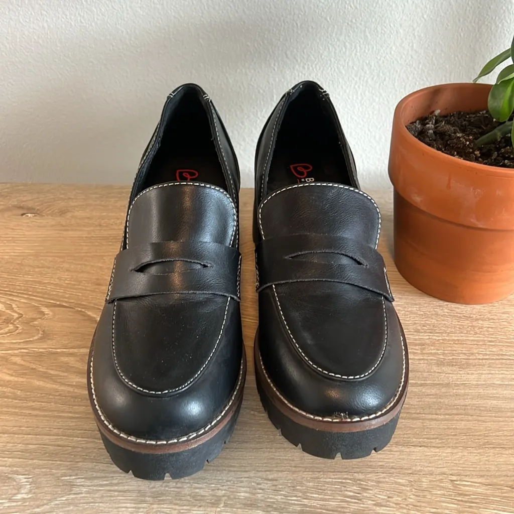 NWOT Blondo Daina Black Chunky Heel Waterproof Platform Penny Loafers, 8.5 - Image 2