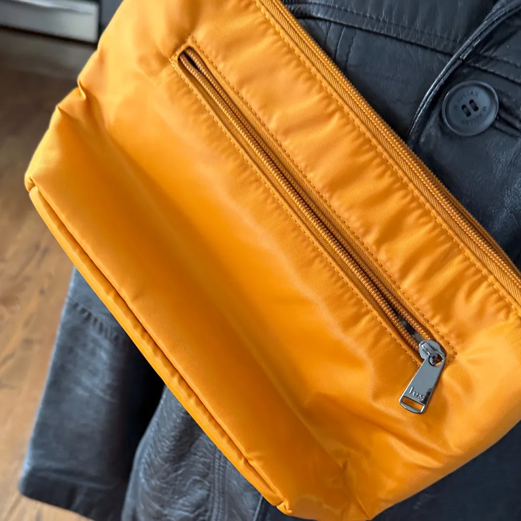 Lug Flare Crossbody In Amber Yellow Quilted with Black Floral Lining NWOT Orange - Image 4