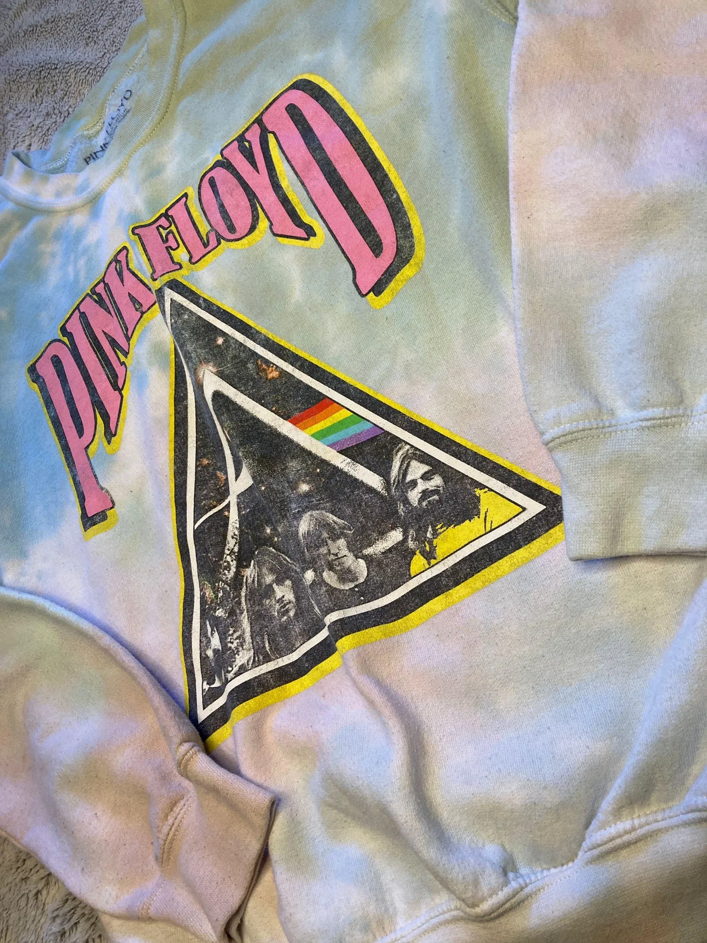 Pink Floyd Sweatshirt - Image 3