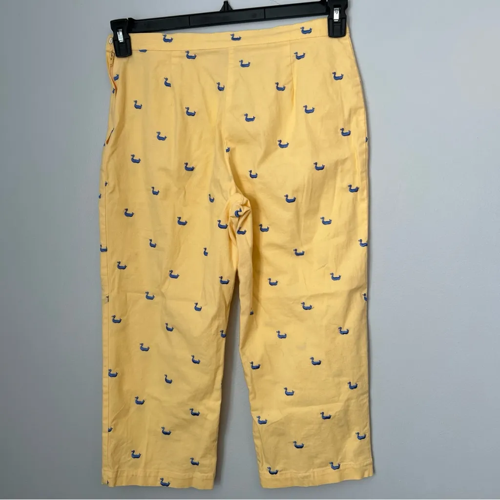 Duck Head Yellow‎ Capris with Blue Accents - Image 5