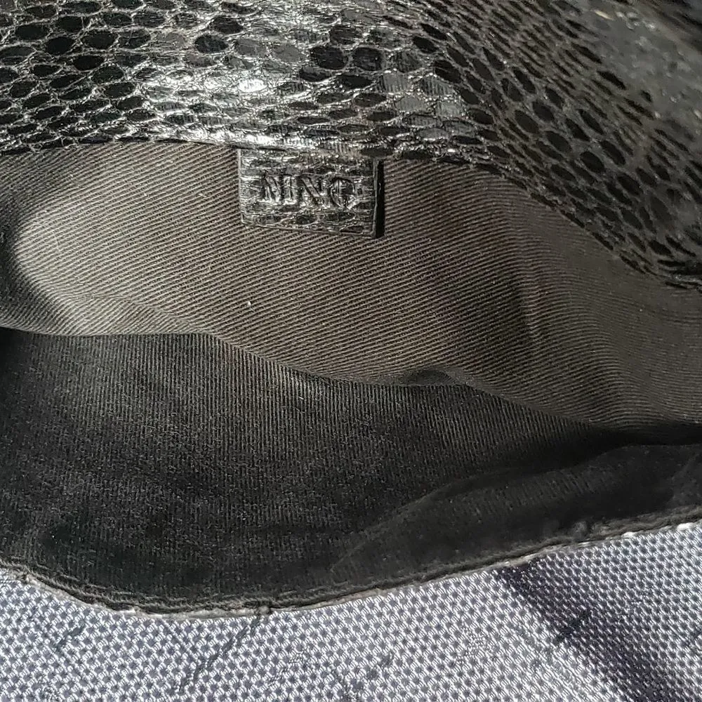 5/$25 Black Wristlet - Image 3